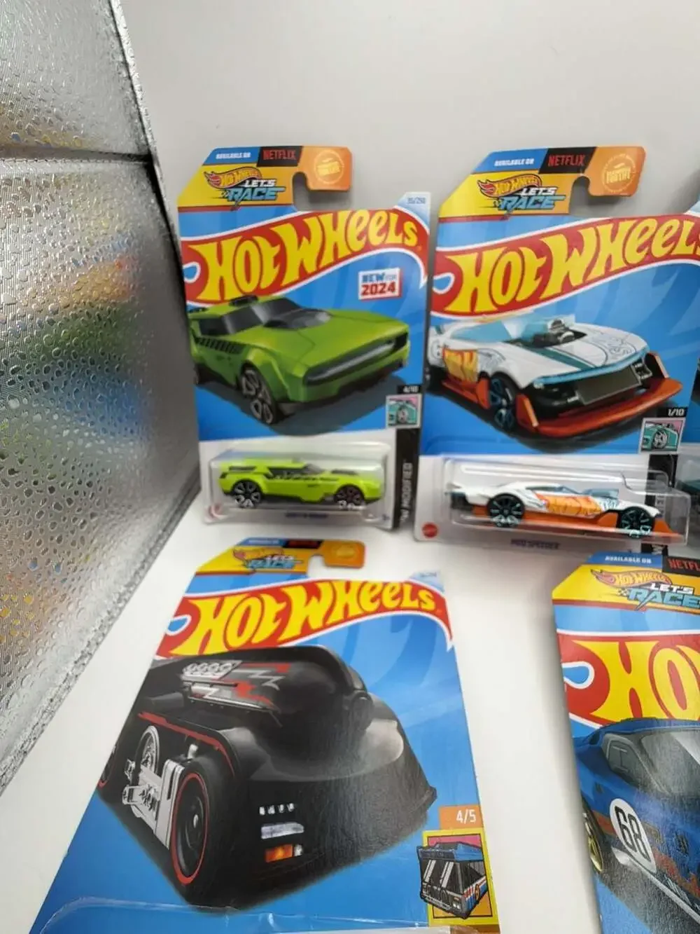 Hot Wheels Diecast Car Lot of 6 Assorted Models